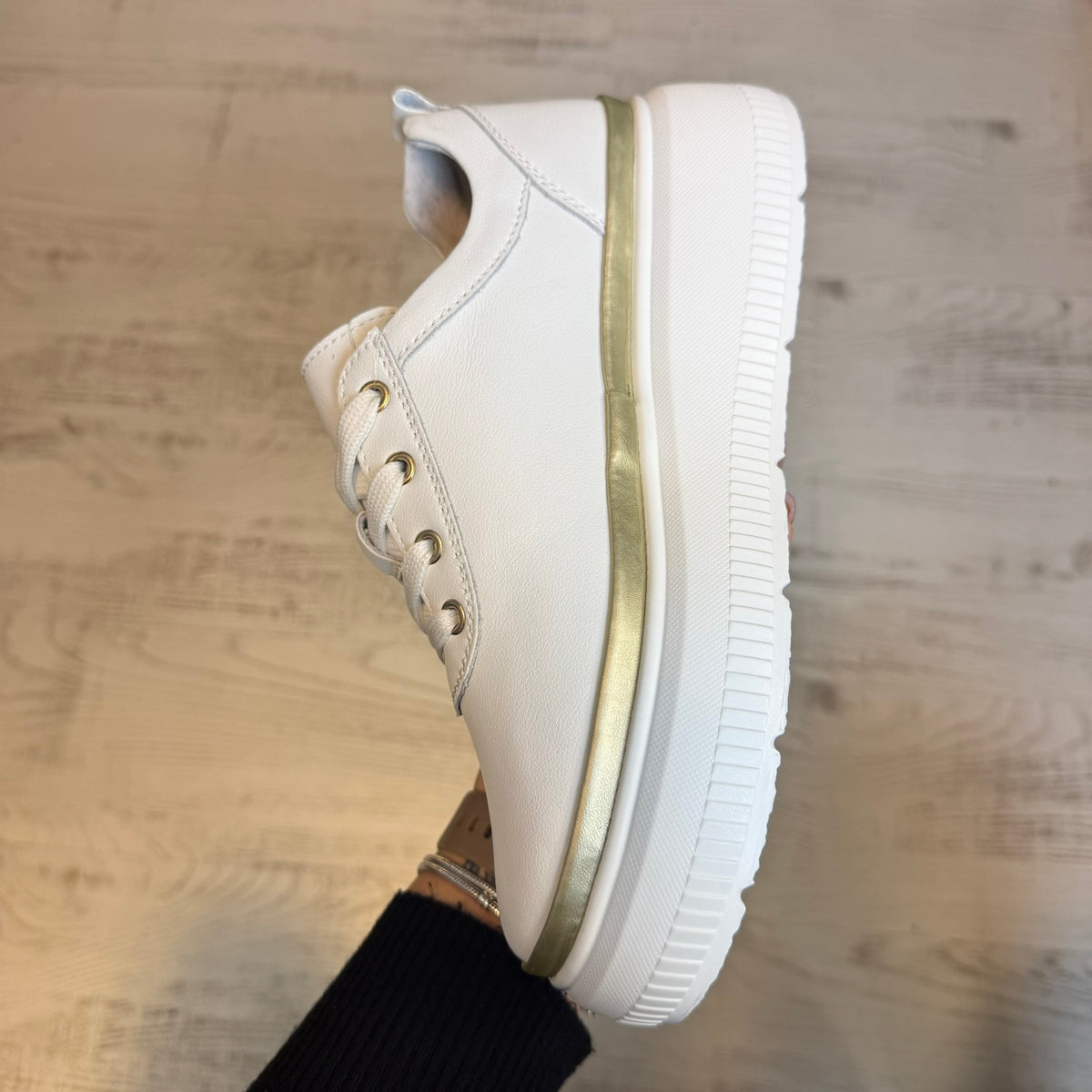 Pantofi din piele naturală pentru femei, marca Angel Blue – eleganți, confortabili și rezistenți COD 928