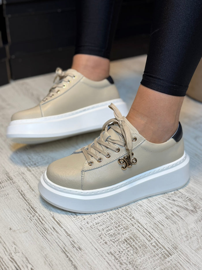 Pantofi din piele naturală pentru femei, marca Angel Blue – eleganți, confortabili și rezistenți COD 838