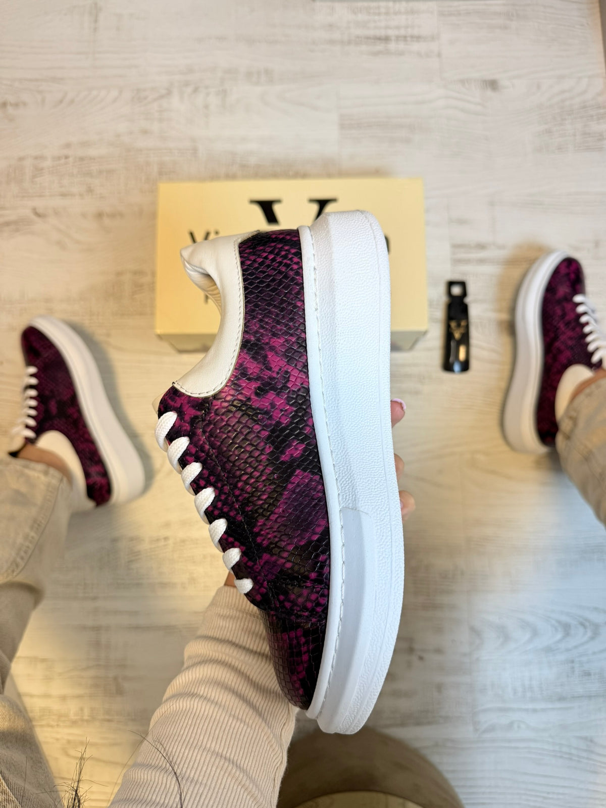 Pantofi din piele naturală pentru femei, eleganți, confortabili și rezistenți COD 855