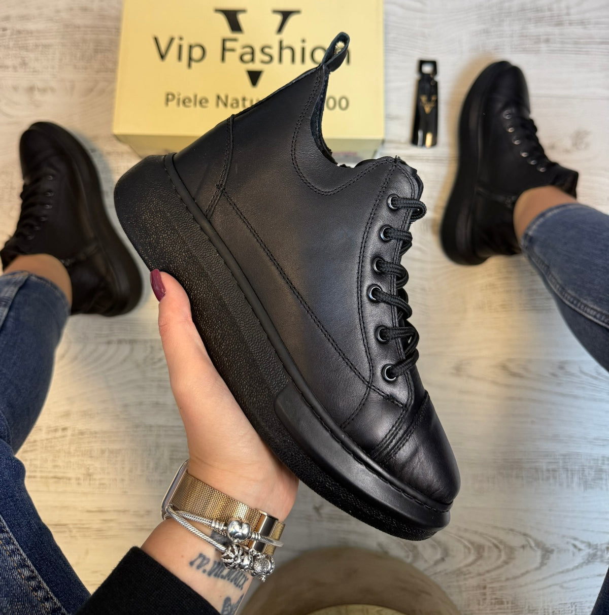 Ghete imblanite  din piele naturală 100% , confortabile și rezistențente COD 887