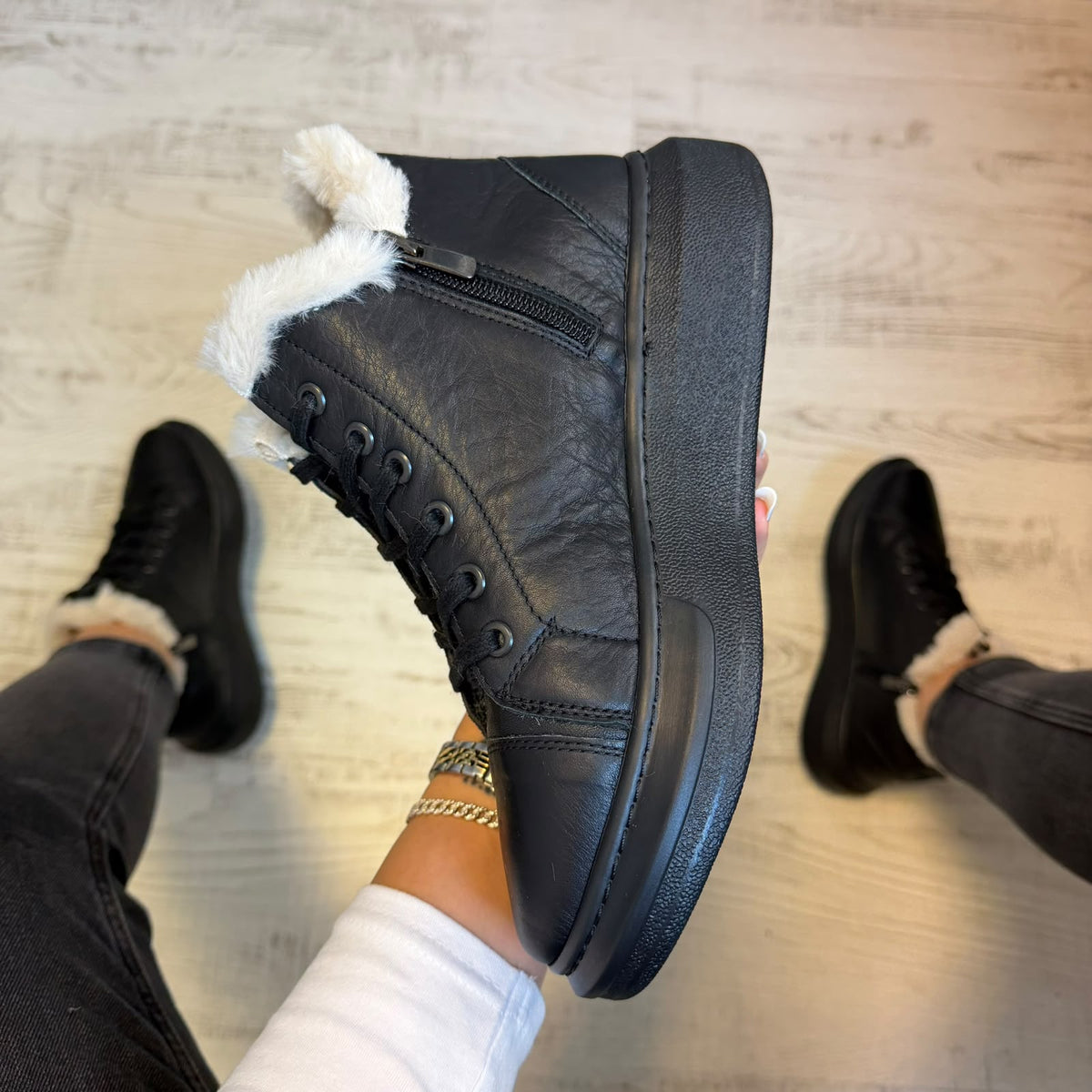 Ghete din piele naturală 100% Imblanite,  Black confortabile și rezistențente COD 187