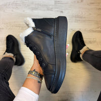 Ghete din piele naturală 100% Imblanite, Butterfly Black confortabile și rezistențente COD 186